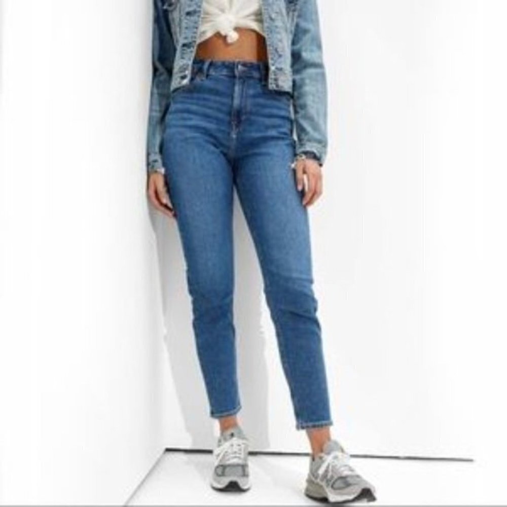 American Eagle‎ Outfitters High Rise Mom Jeans